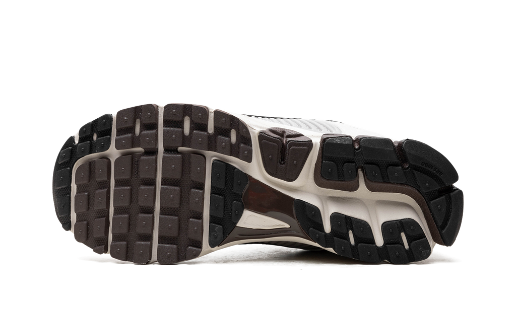 Nike Zoom Vomero 5 Phantom Light Iron Ore (W) 6