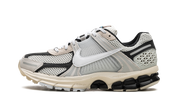 Nike Zoom Vomero 5 Supersonic Light Bone Black 1