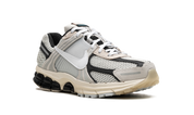 Nike Zoom Vomero 5 Supersonic Light Bone Black 2