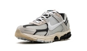 Nike Zoom Vomero 5 Supersonic Light Bone Black 5