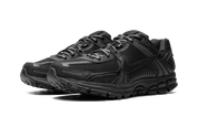 Nike Zoom Vomero 5 Triple Black 3