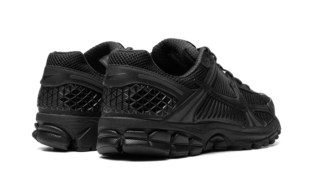 Nike Zoom Vomero 5 Triple Black 4