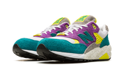 Palace x New Balance 580 Pansy Violet 3