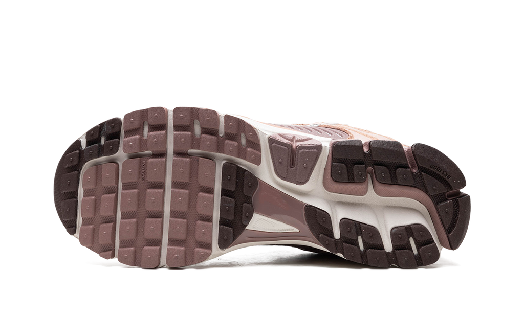 Nike Zoom Vomero 5 'Dusted Clay'