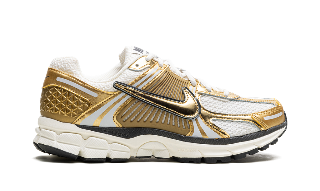 Nike Zoom Vomero 5 'Metallic Gold' (W)
