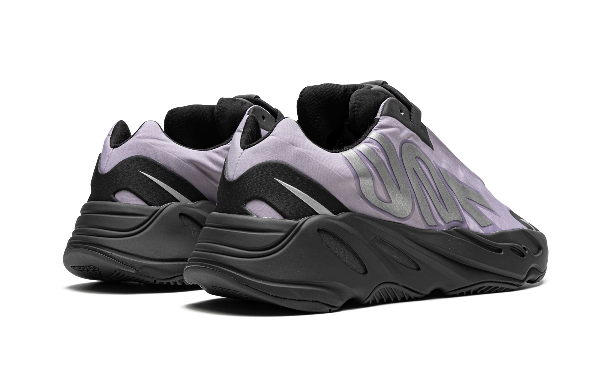 Yeezy 700 MNVN Geode 3