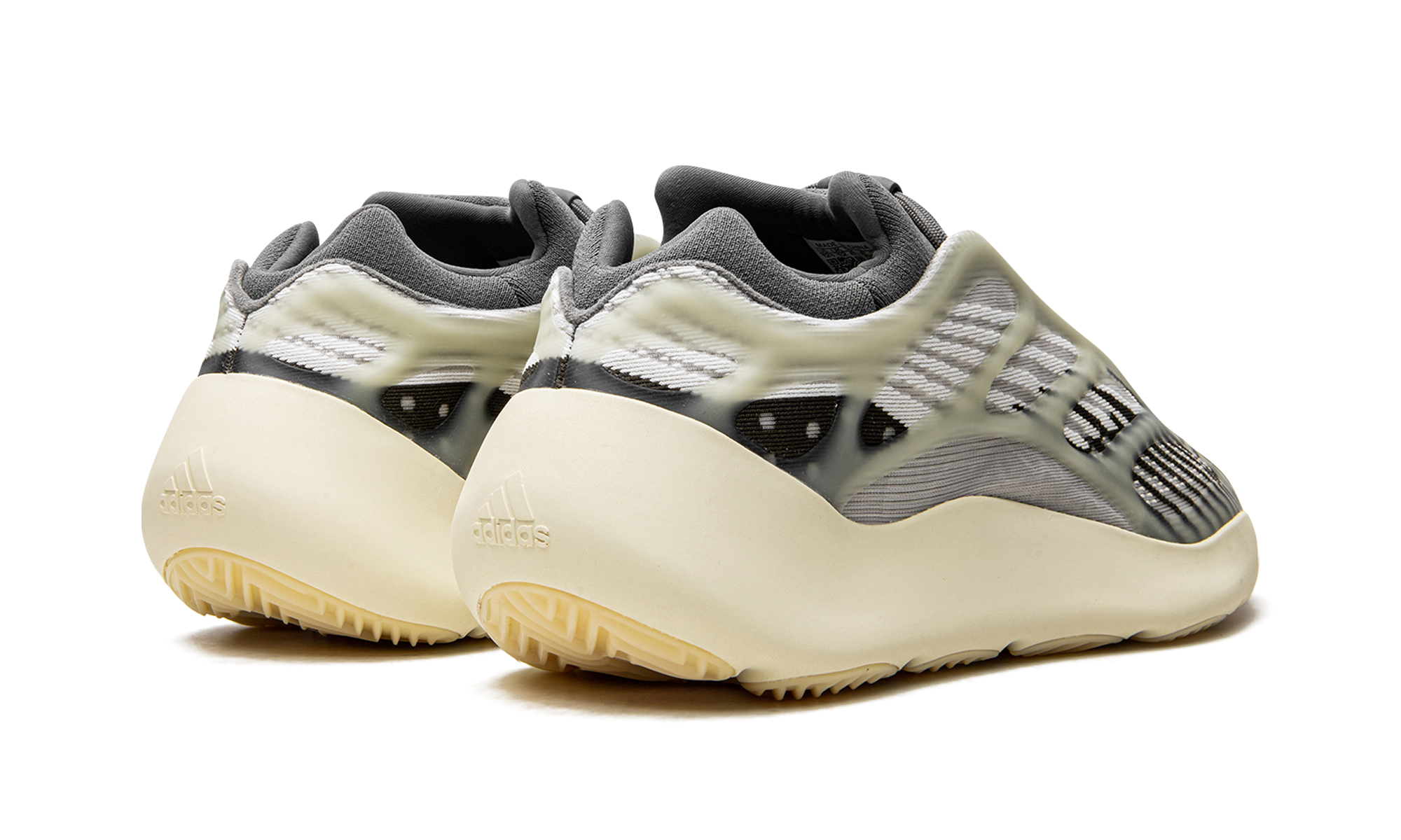 Yeezy 700 V3 Fade Salt 4