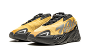 Yeezy Boost 700 MNVN Honey Flux 3
