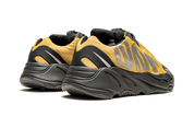 Yeezy Boost 700 MNVN Honey Flux 4