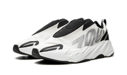 Yeezy Boost 700 MNVN Laceless Analog 3