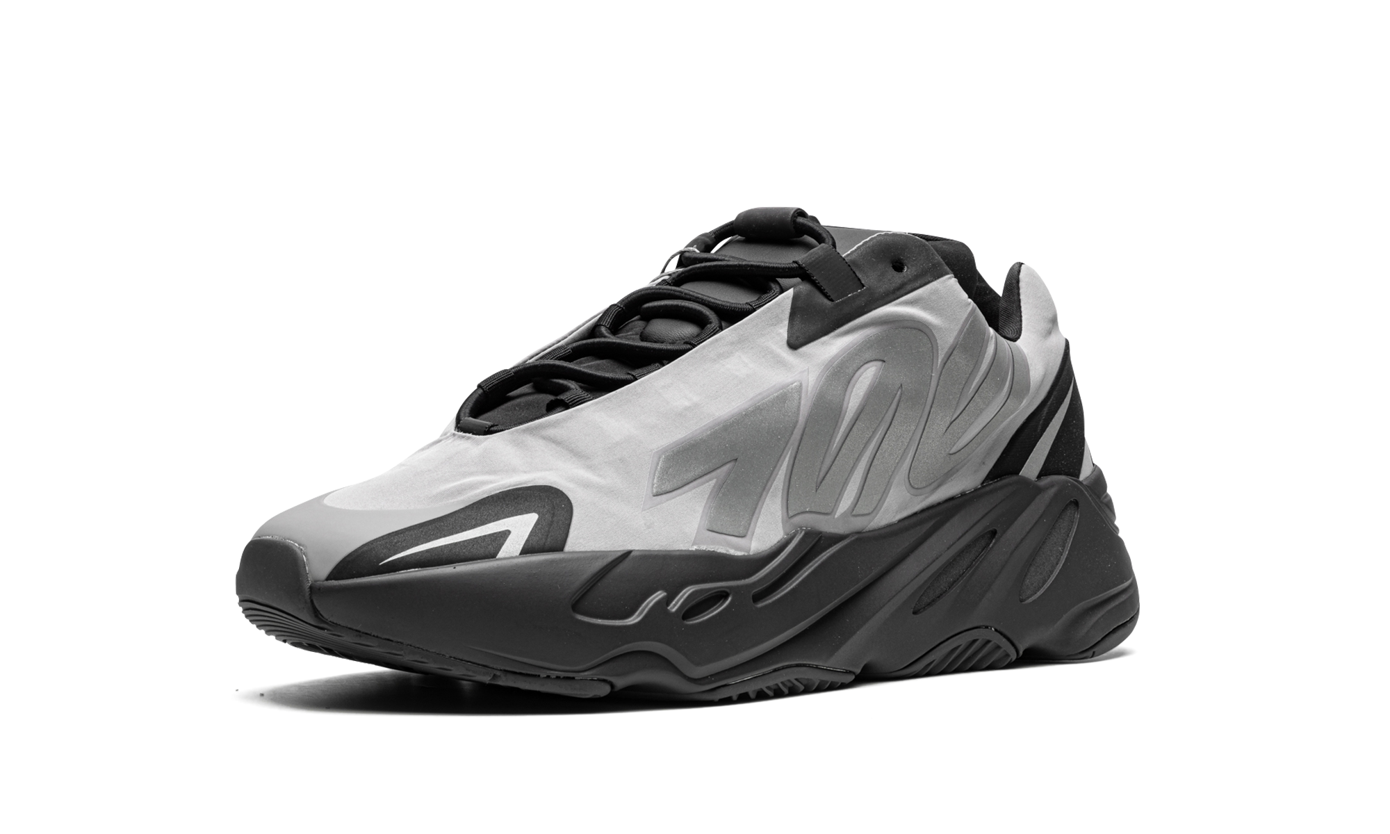 Yeezy Boost 700 MNVN Metallic 5