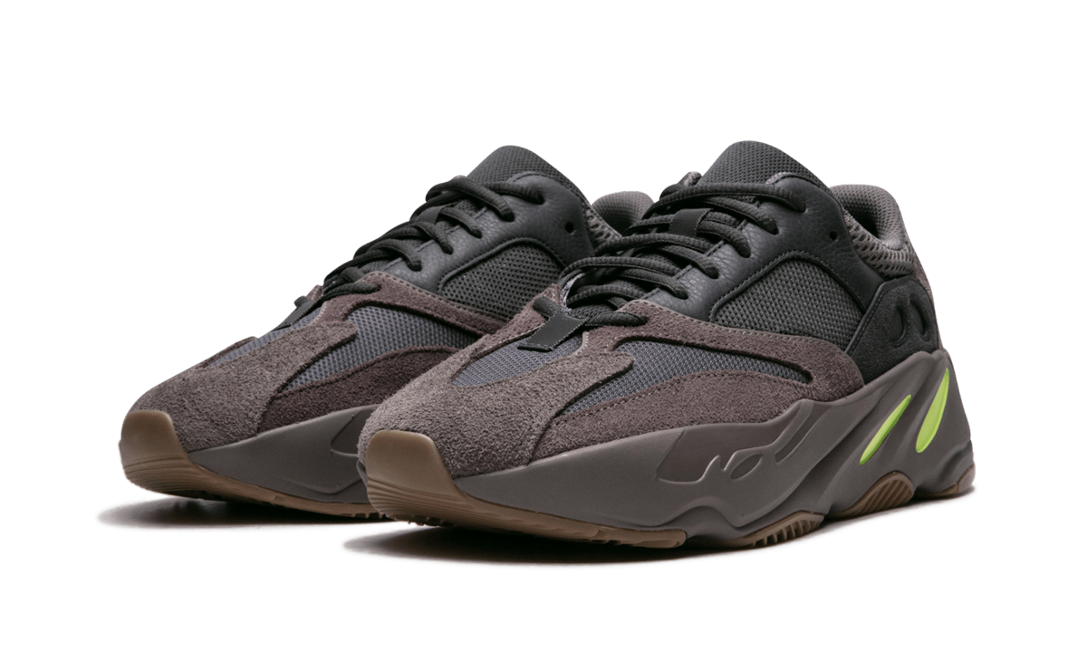 Yeezy Boost 700 V1 Mauve 3