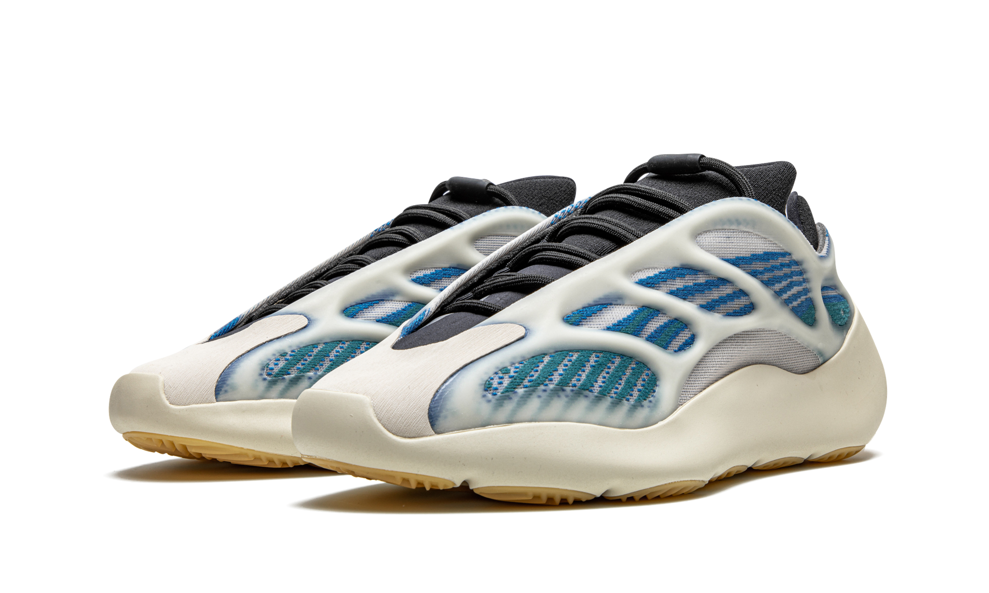 Yeezy Boost 700 V3 Kyanite 3