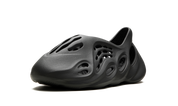 Yeezy Foam RNNR Carbon 5