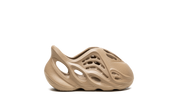 Yeezy Foam RNNR Mist (Infants) 7