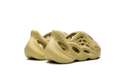 Yeezy Foam RNNR Sulfur (Kids) 4