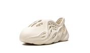 Yeezy Foam RNR Sand (Kids) 5