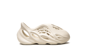 Yeezy Foam RNR Sand (Kids) 7
