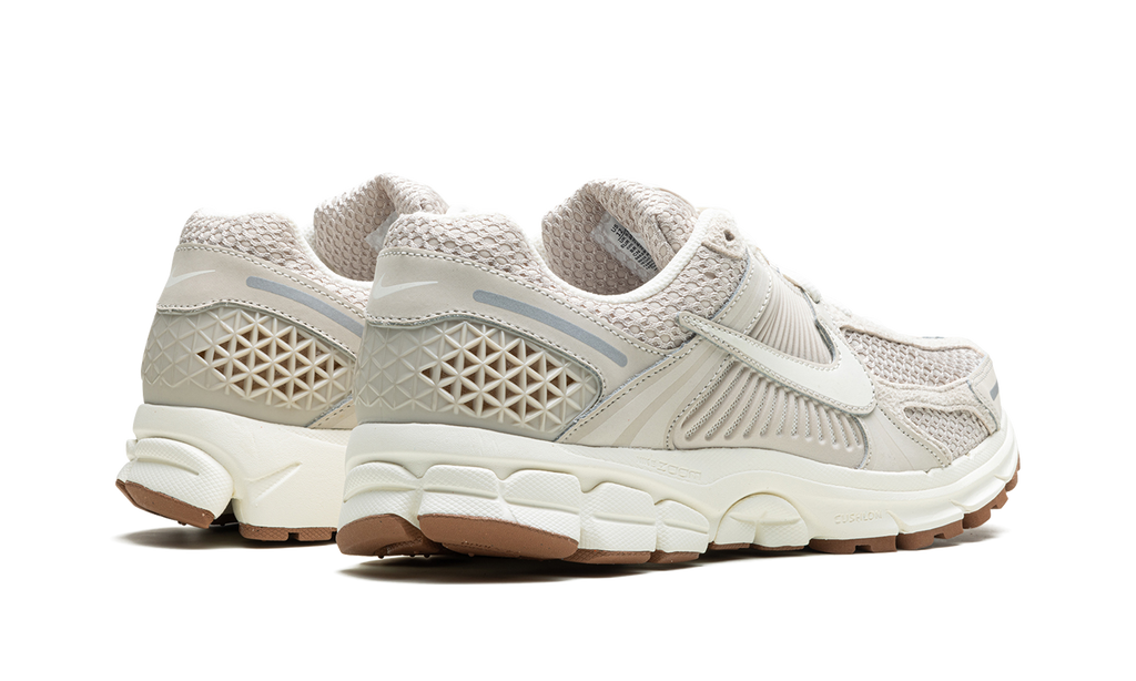 Nike Zoom Vomero 5 'Light Orewood Brown' (W)