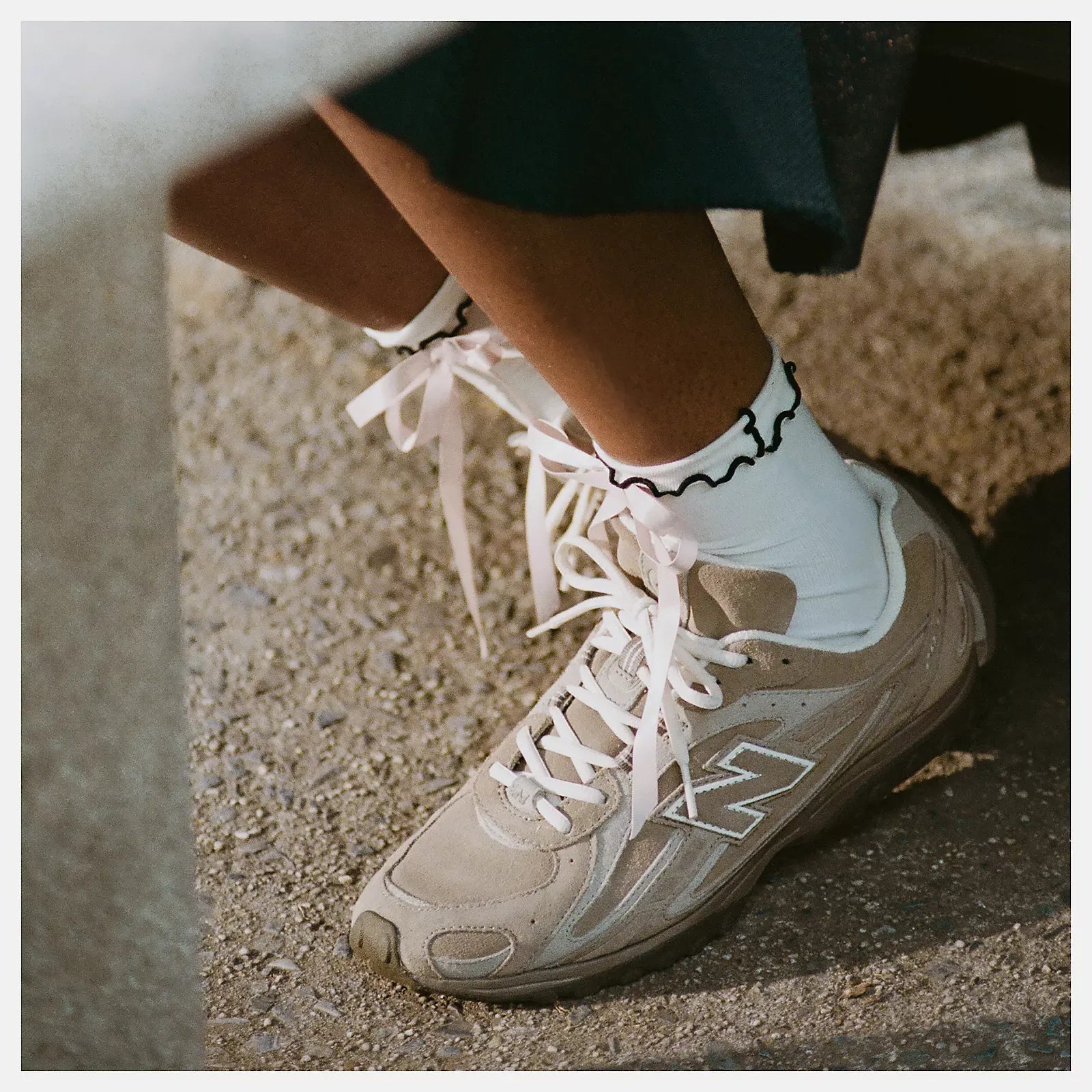 New_Balance_204L_Mushroom.webp