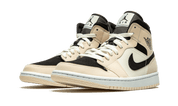 Air Jordan 1 Mid Barely Orange