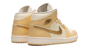 Air Jordan 1 Mid SE Pale Vanilla (W) 4