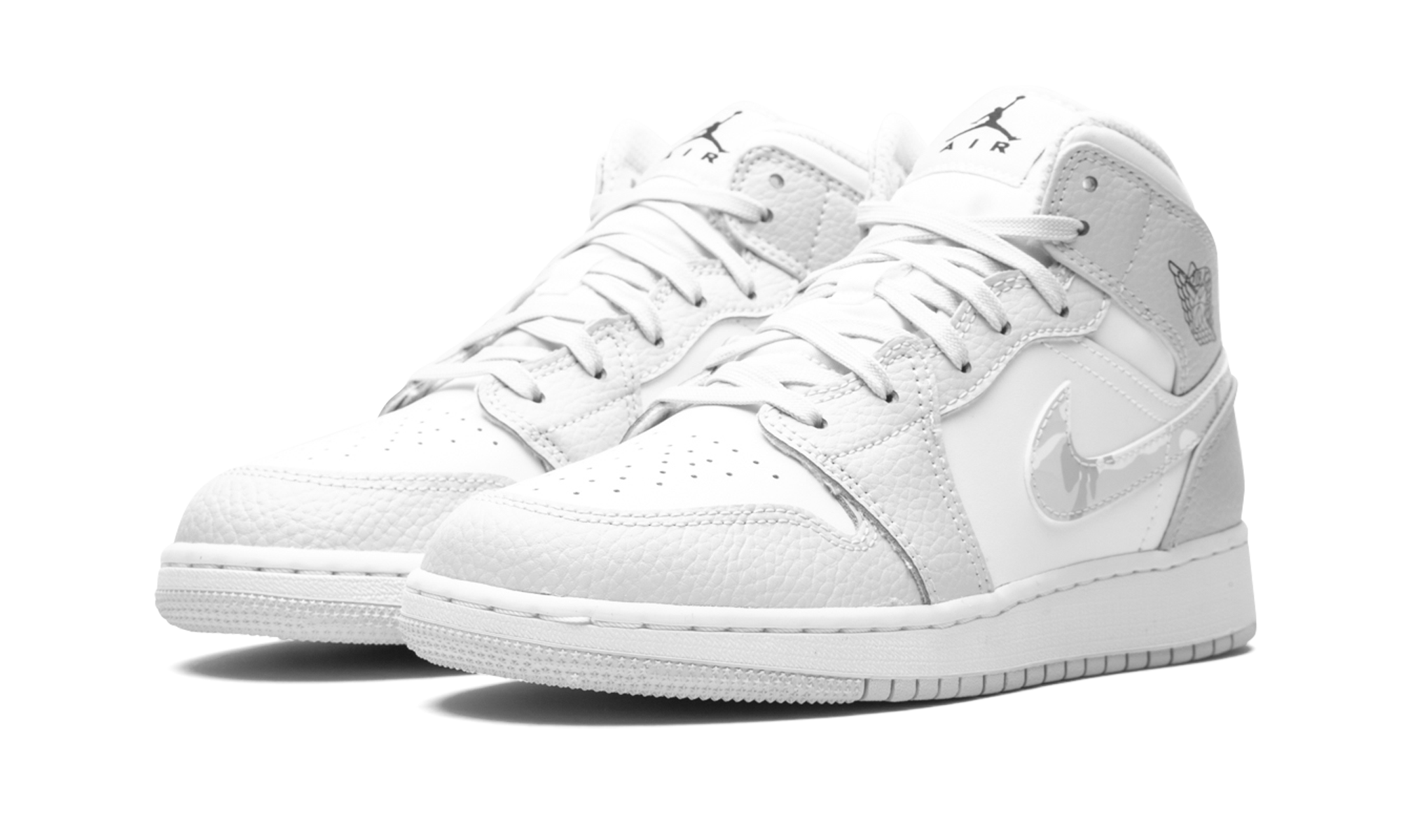 Air Jordan 1 Mid SE Swoosh Logo - Grey Camo (GS) 3