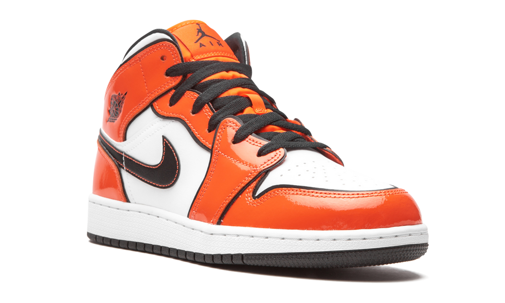 Air Jordan 1 Mid SE Turf Orange (GS) 8