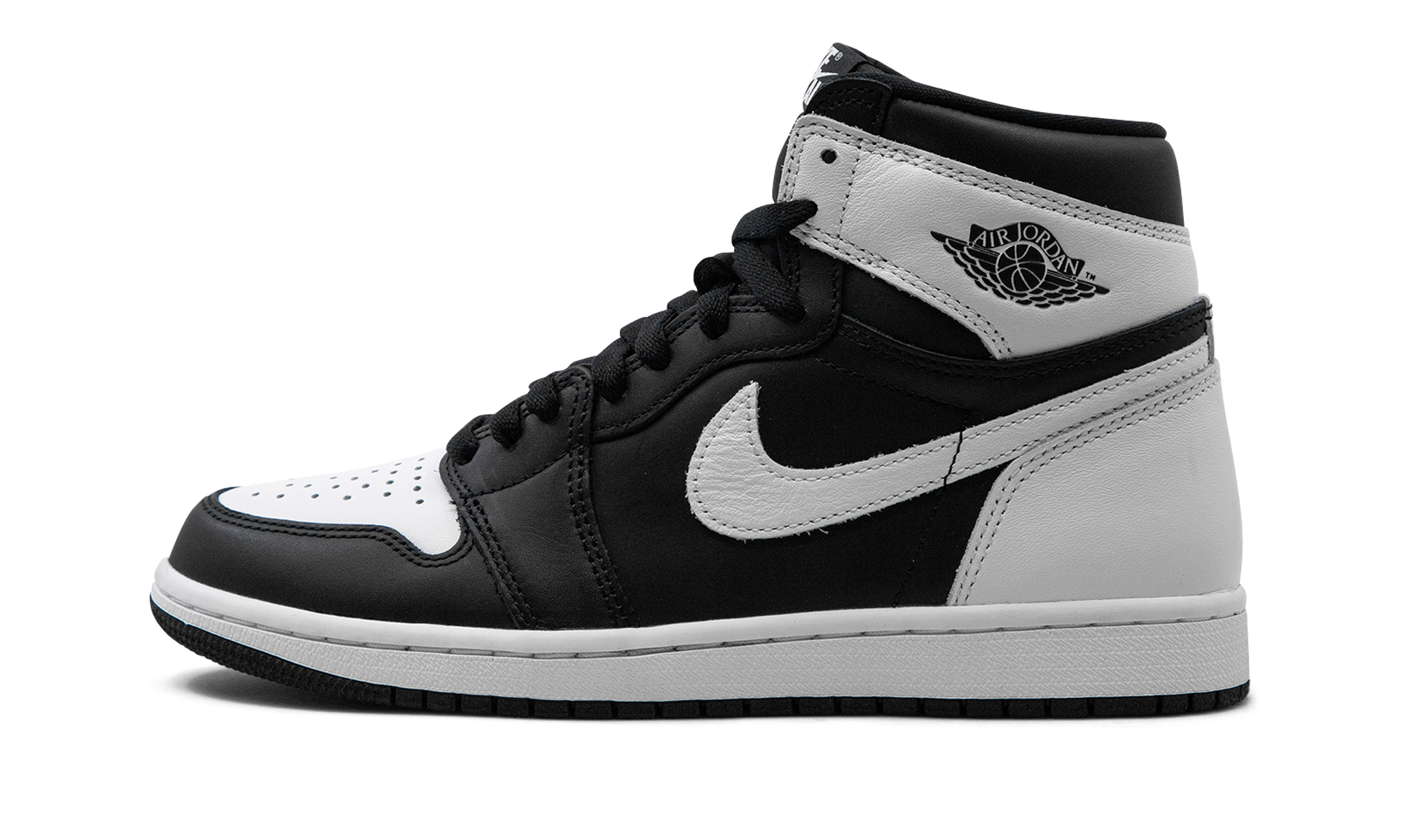Air Jordan 1 Retro High OG Black White 7