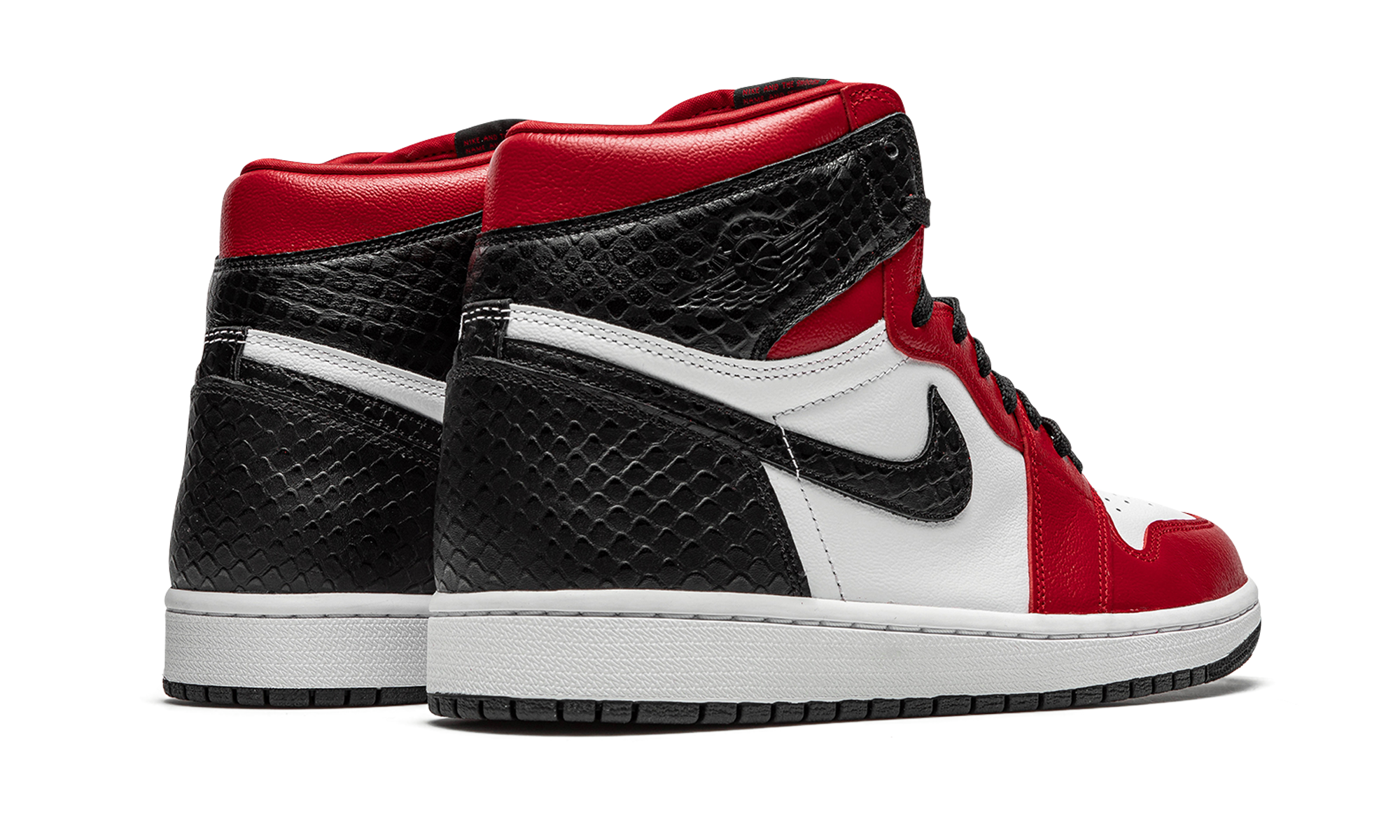 Air Jordan 1 Retro High Satin Snake Chicago 3
