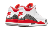 Air Jordan 3 Retro Fire Red (2022) 3