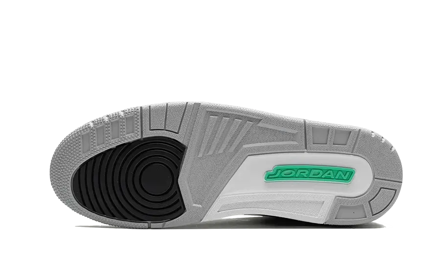 Air Jordan 3 Retro Green Glow 4