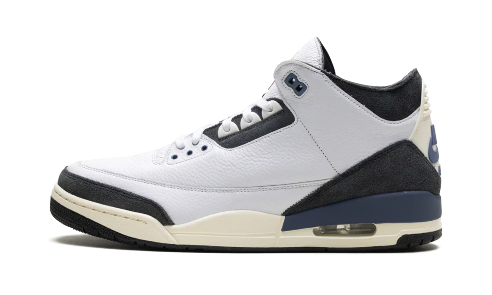 Air Jordan 3 Retro OG SP A Ma Maniére Diffused Blue 1