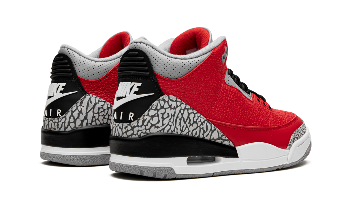 Air Jordan 3 Retro SE Fire Red 4