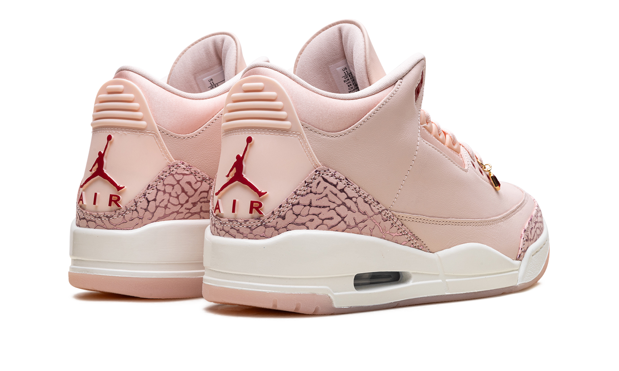 Air Jordan 3 Valentine’s Day (2025) 4