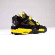 Air Jordan 4 Retro Thunder (2023) 6