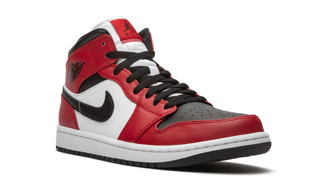 Jordan 1 Mid Chicago Toe 9