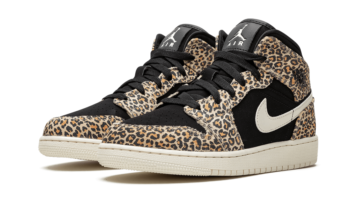 Jordan 1 Mid SE Leopard (GS) 3