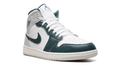 Jordan 1 Mid SE Oxidized Green 2
