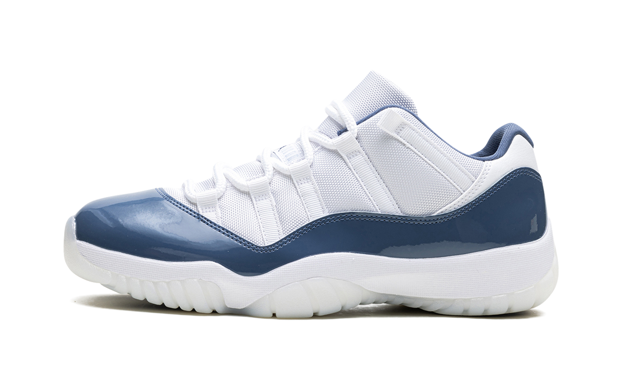 Jordan 11 Retro Low Diffused Blue (2024)