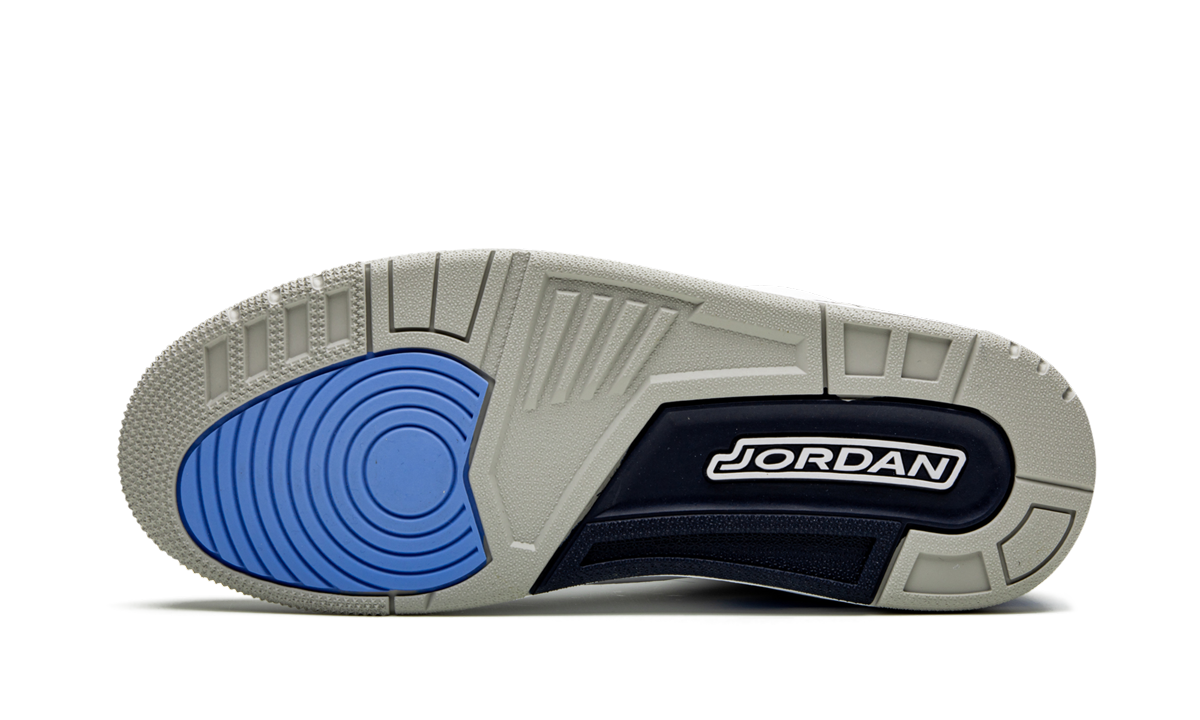Jordan 3 Retro UNC (2020) 2
