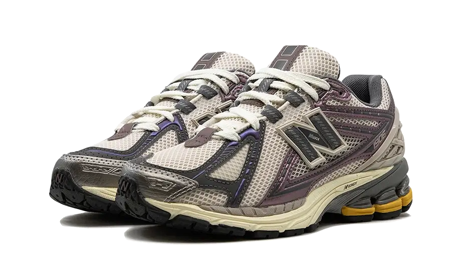New Balance 1906r Licorice 2