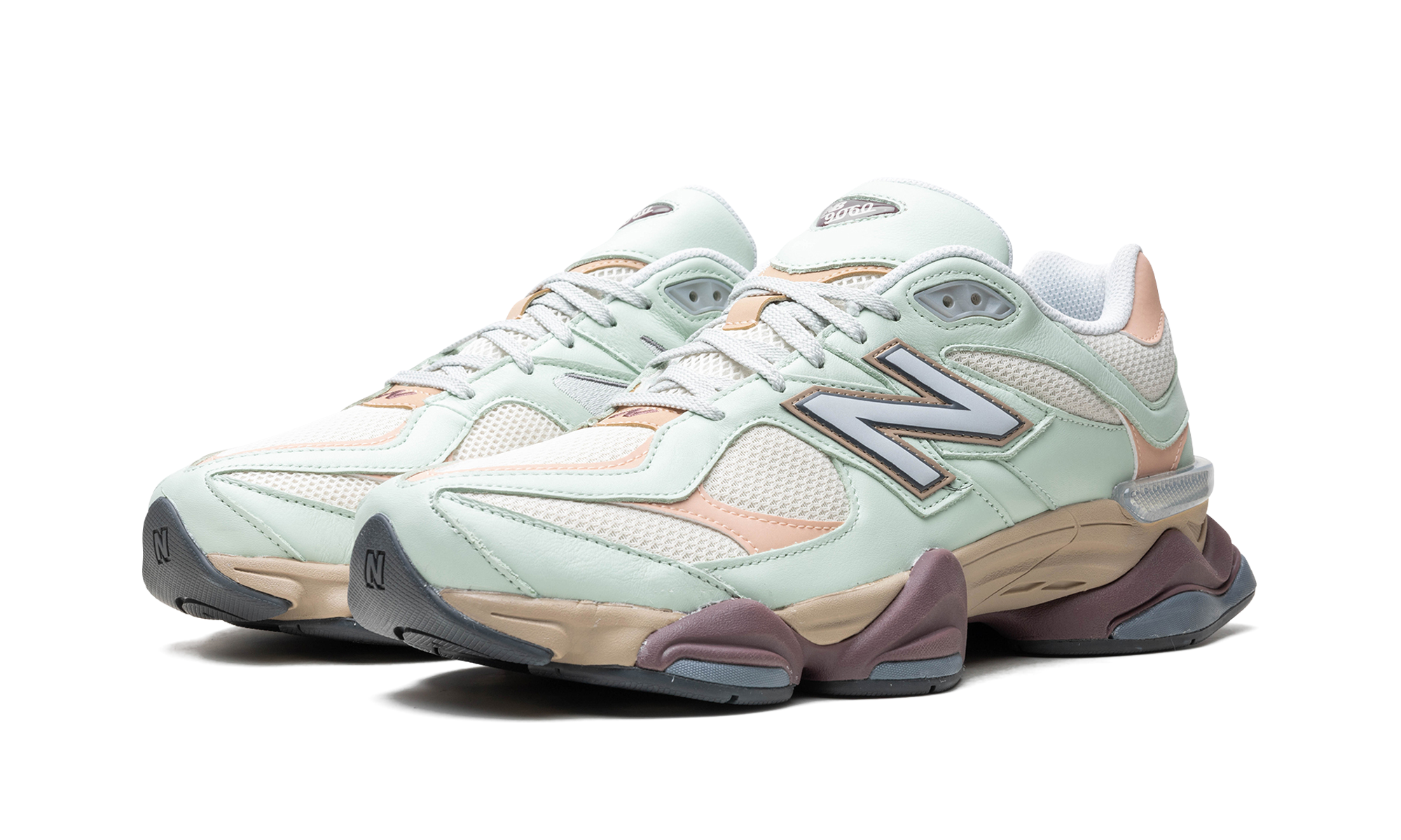 New Balance 9060 Clay ASH 3