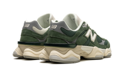 New Balance 9060 Nori 4