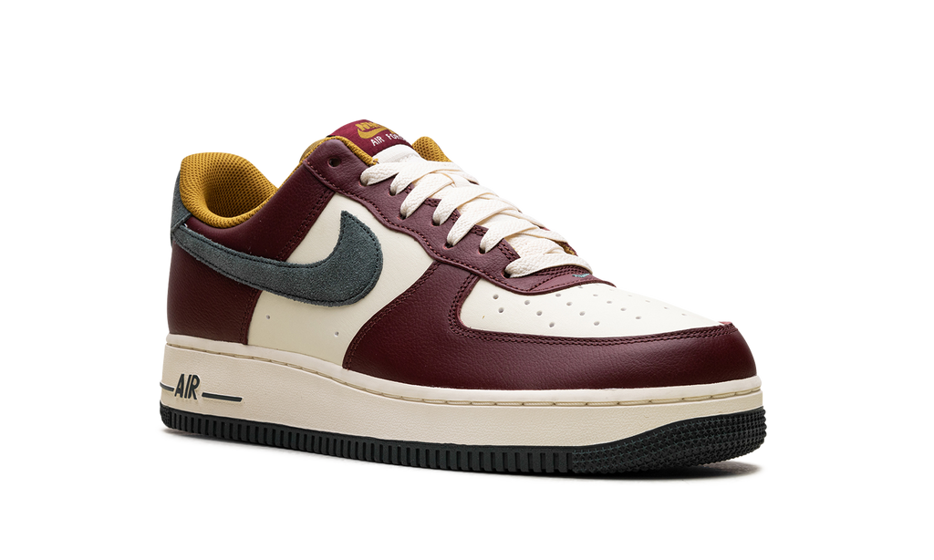 Nike Air Force 1 Low '07 LV8 Dark Team Red Vintage Green 2