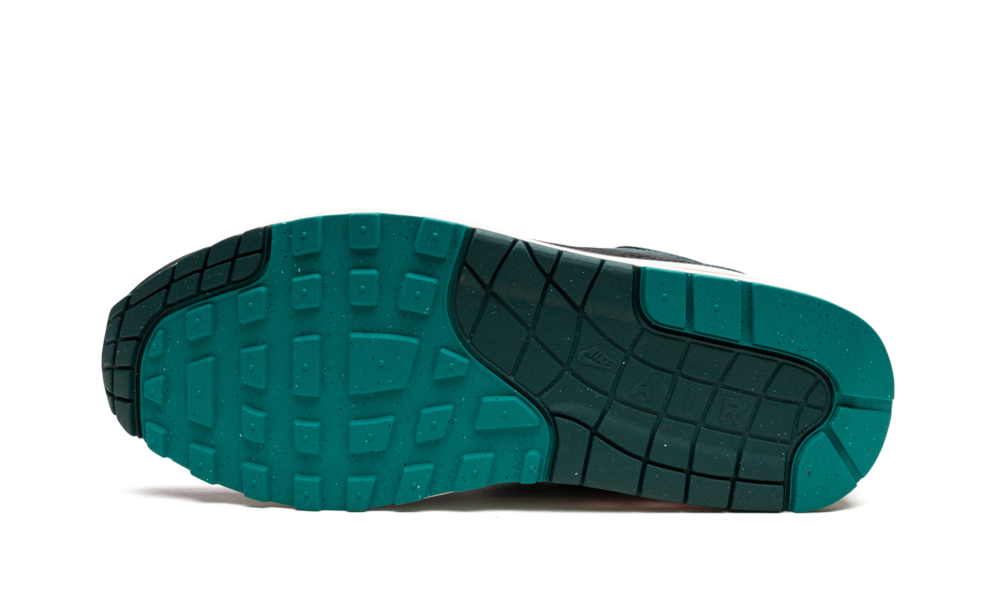 Nike Air Max 1 Liverpool LeBron James 6