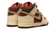 Nike Dunk High SE Baroque Brown 4