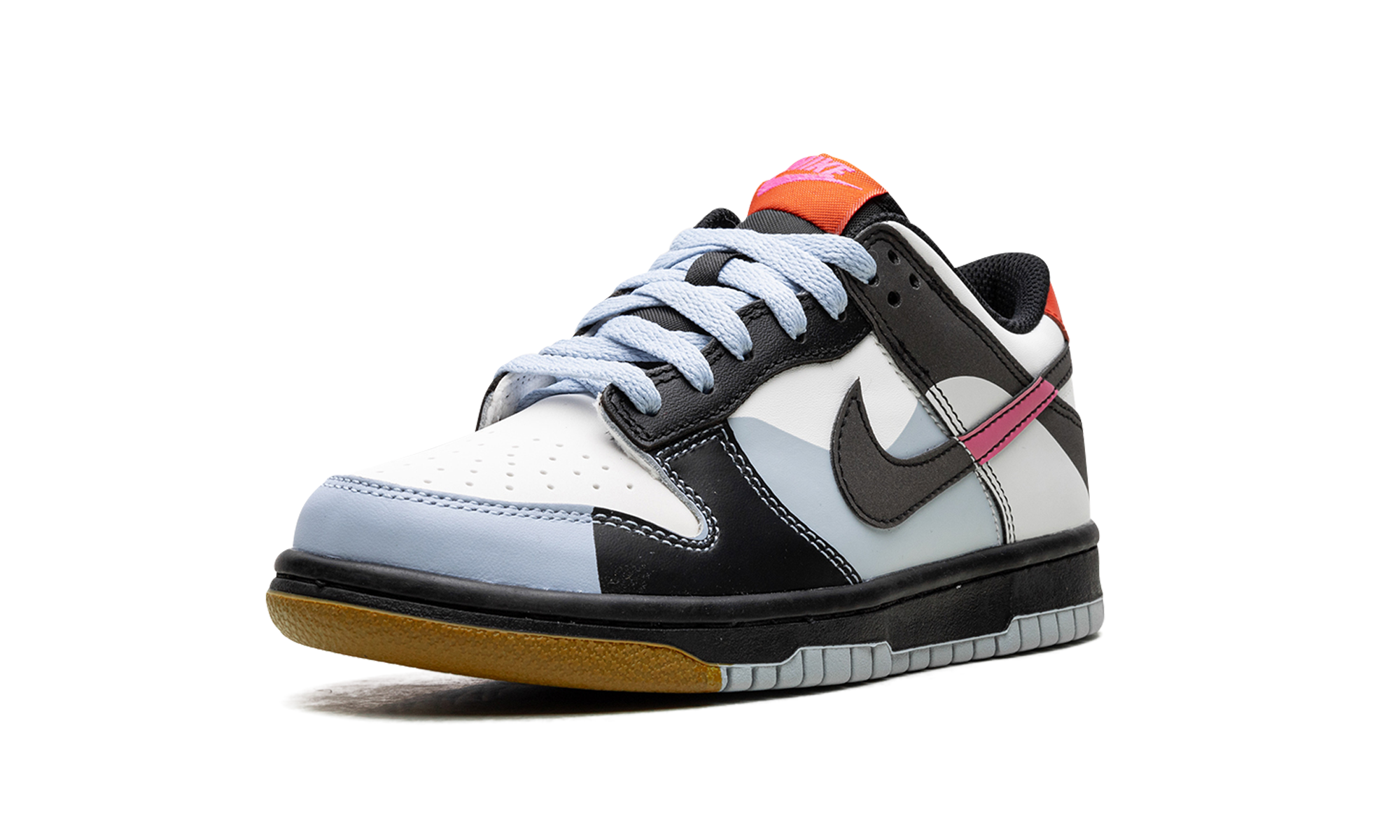 Nike Dunk Low Dance 5