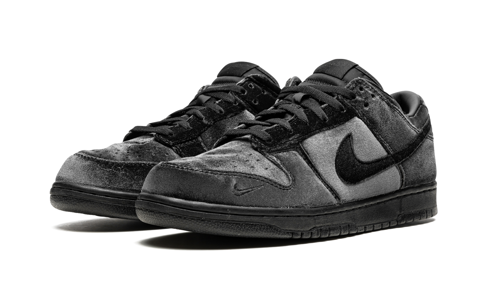 Nike Dunk Low Dover Street Market Triple Black Velvet