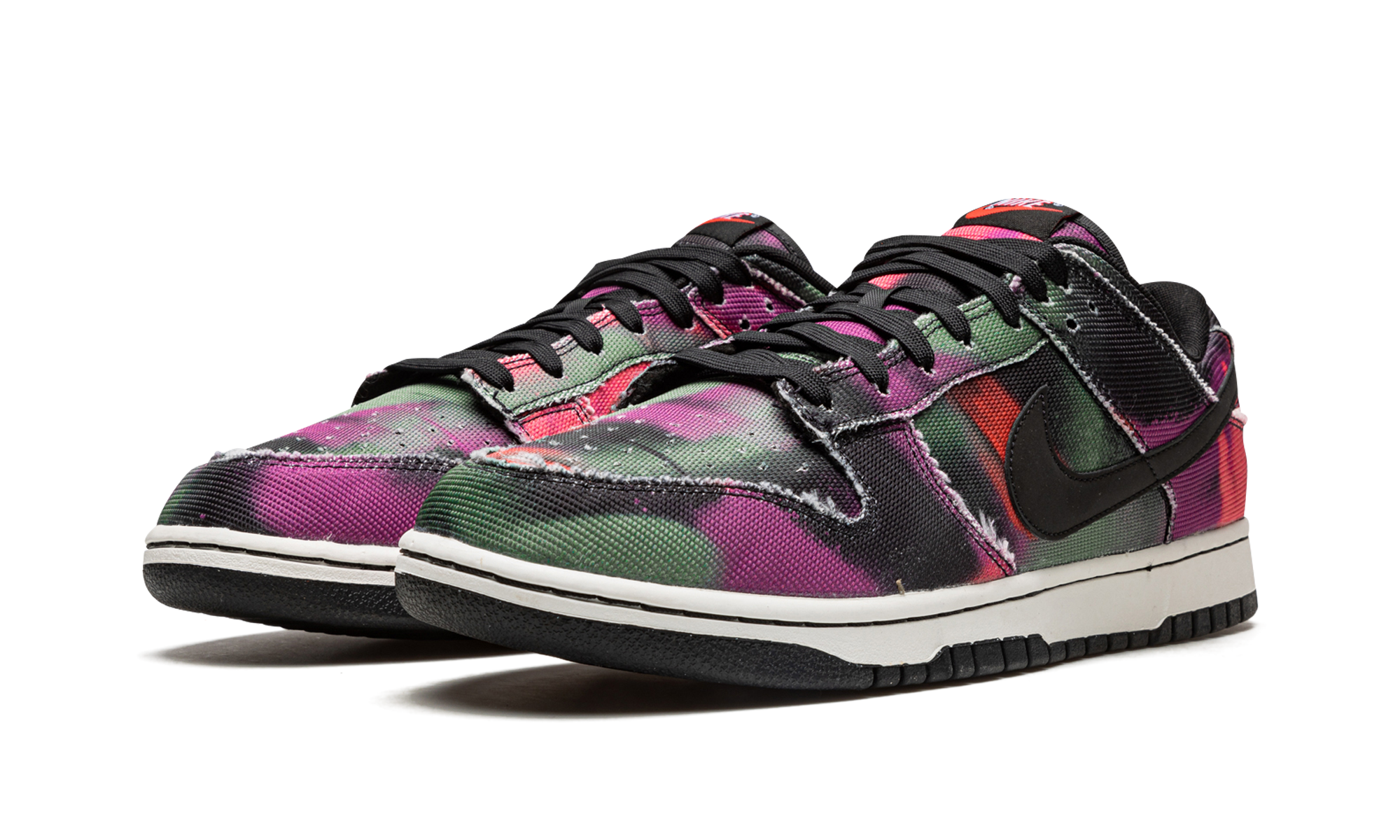 Nike Dunk Low Graffiti Pink 2